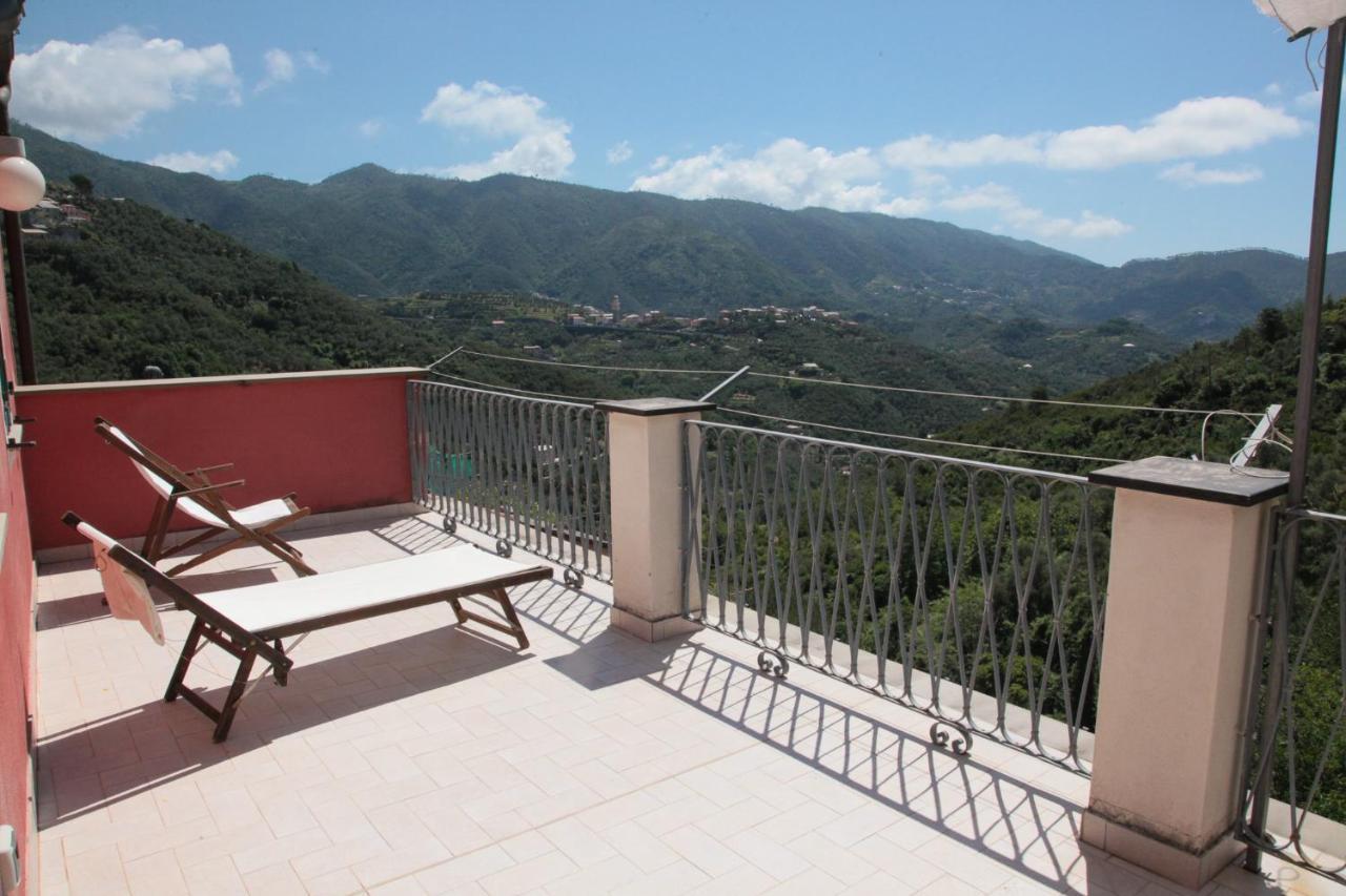 Le Case Della Lizza - Casa Rossa Levanto Exterior photo